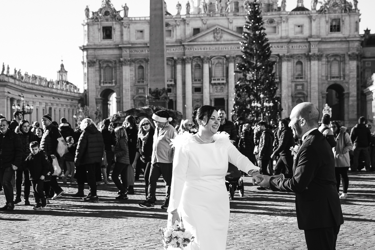fotografo-roma-matrimonio-vaticano Coppia di sposi romani fotografati a Roma